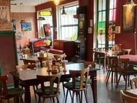 Photo of Sportkegelhalle Völkerfreundschaft by Tamás.